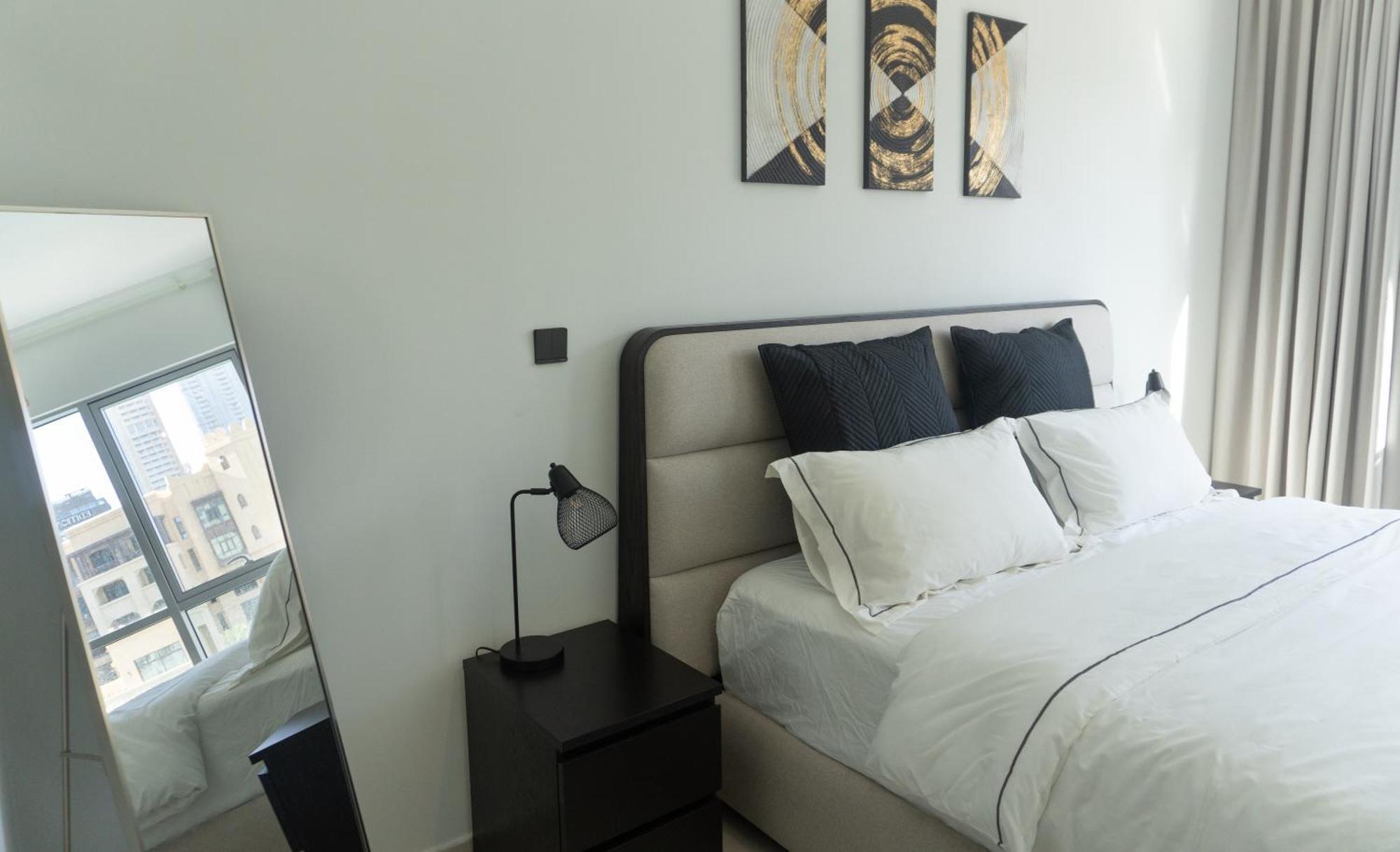 Ferienwohnung Downtown Oasis, Burj Khalifa Views, Luxury Amenities Dubai Exterior foto