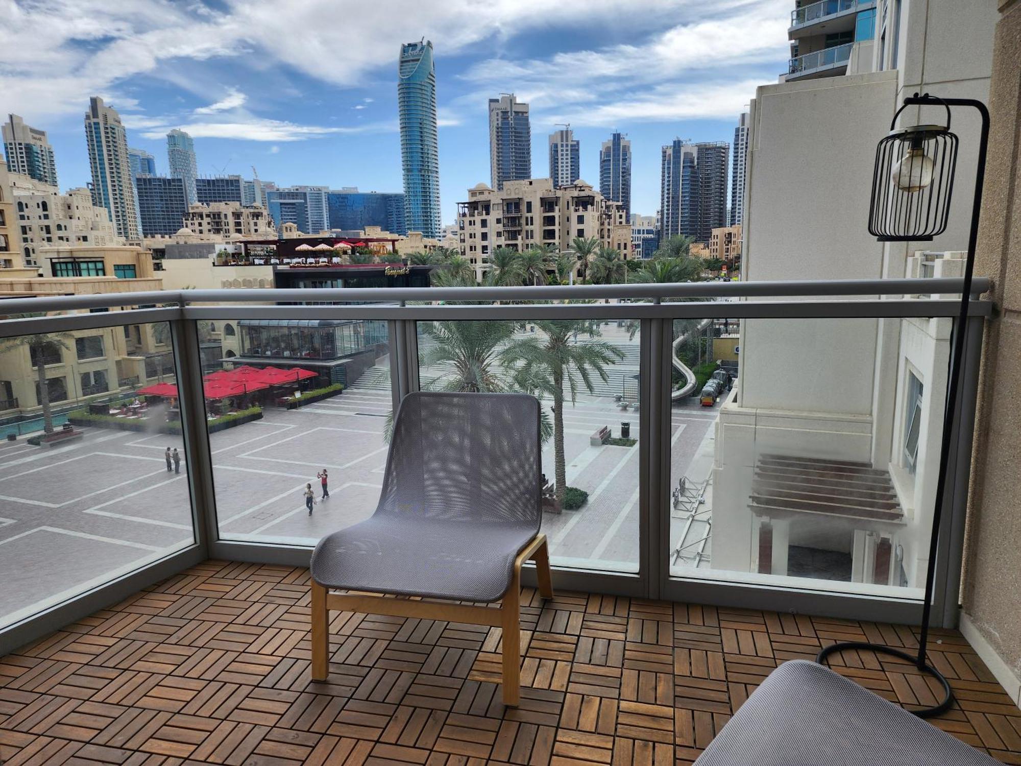Ferienwohnung Downtown Oasis, Burj Khalifa Views, Luxury Amenities Dubai Exterior foto