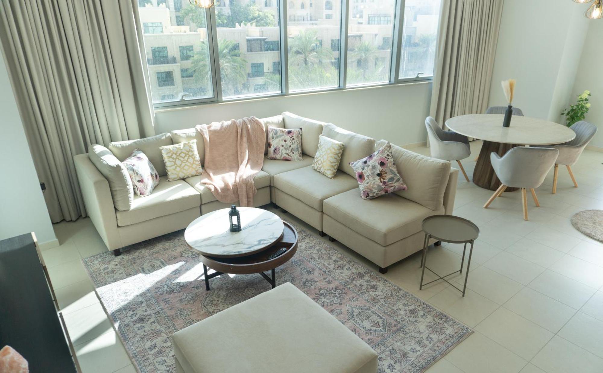 Ferienwohnung Downtown Oasis, Burj Khalifa Views, Luxury Amenities Dubai Exterior foto