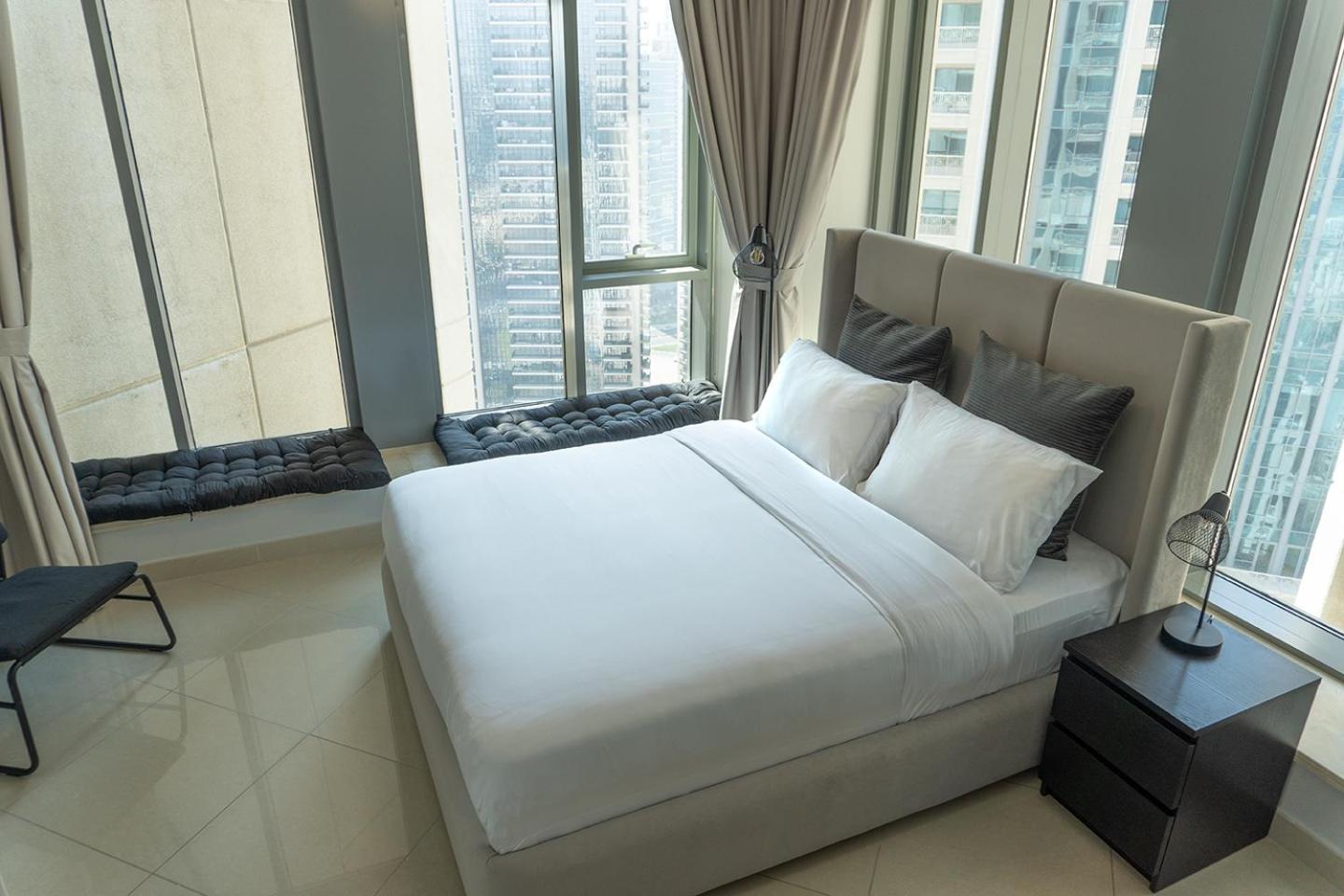Ferienwohnung Downtown Oasis, Burj Khalifa Views, Luxury Amenities Dubai Exterior foto